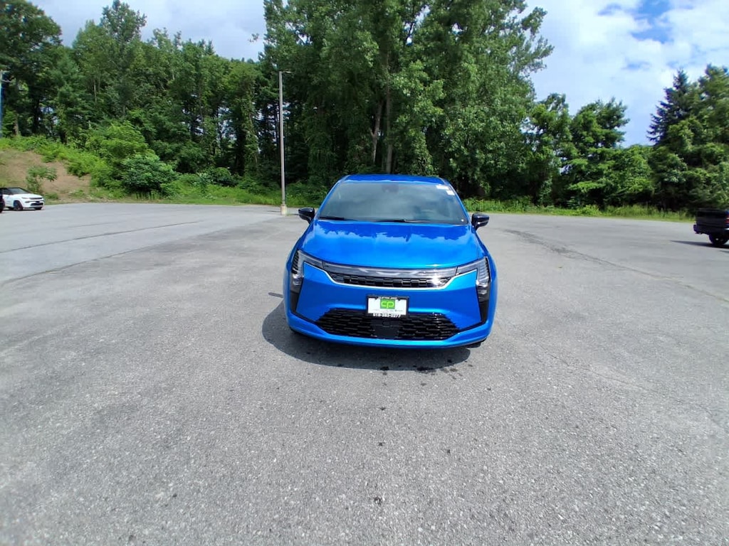 New 2027 Chrysler Pacifica SELECT AWD Passenger Van