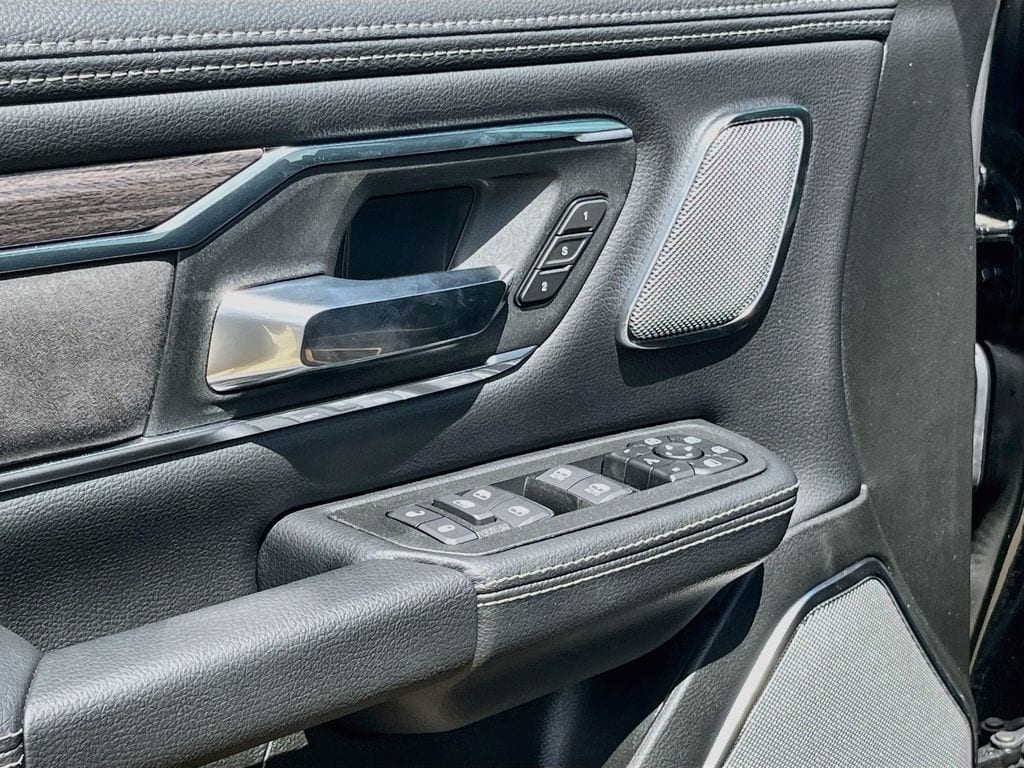 2026 RAM 1500 Laramie - Photo 18