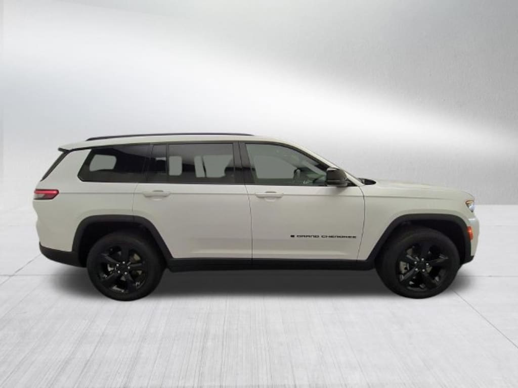 Certified 2023 Jeep Grand Cherokee L Altitude SUV