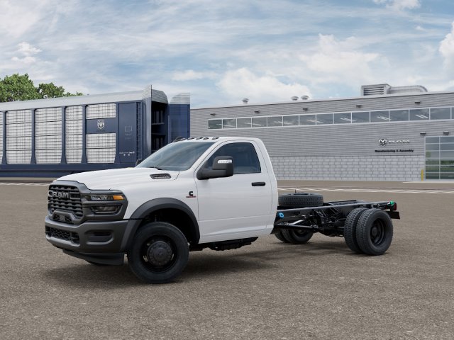 New 2027 Ram 4500 Chassis Cab TRADESMAN REGULAR 4X4 84' CA Pickup