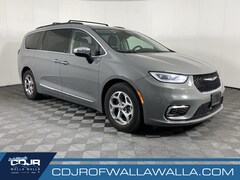 2023 Chrysler Pacifica Limited Van Passenger Van