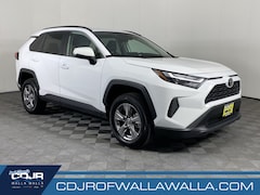 2025 Toyota RAV4 XLE SUV