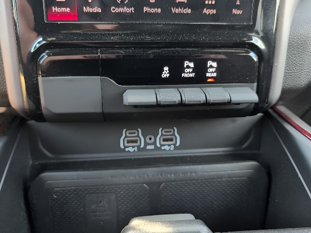 2025 RAM Ram 1500 Pickup Rebel - Photo 13