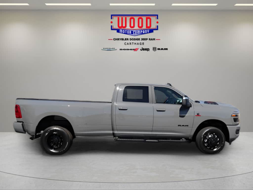 New 2027 Ram 3500 LARAMIE CREW CAB 4X4 8' BOX Pickup