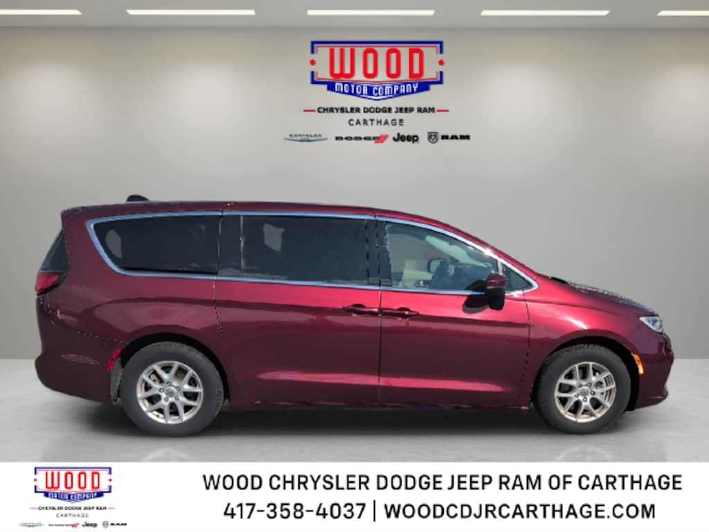 Used 2023 Chrysler Pacifica Touring L Minivan/Van