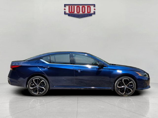 Used 2023 Nissan Altima 2.5 SR Sedan