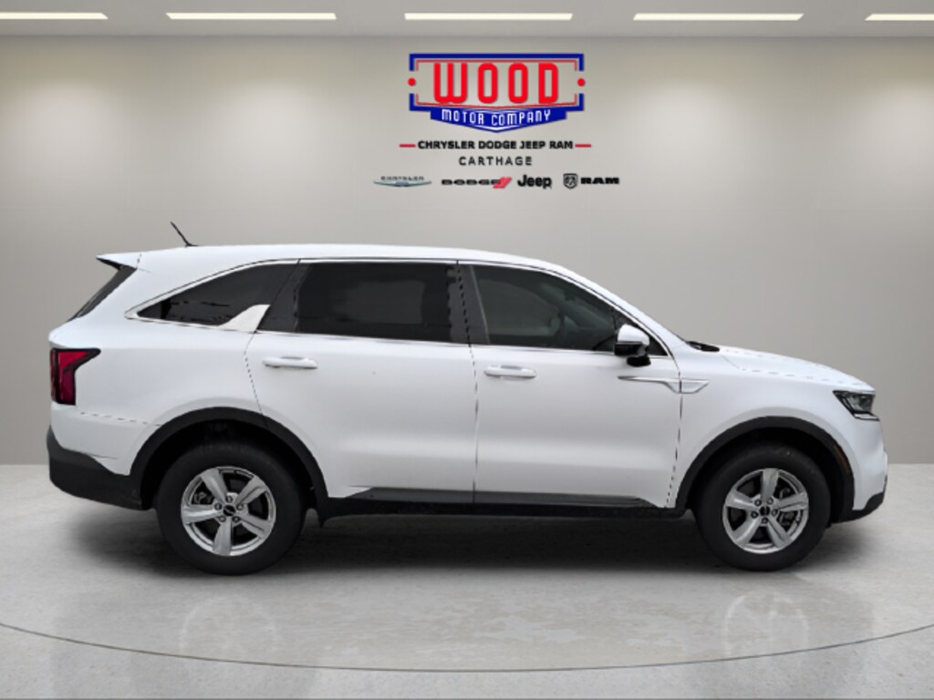 Used 2022 Kia Sorento LX SUV