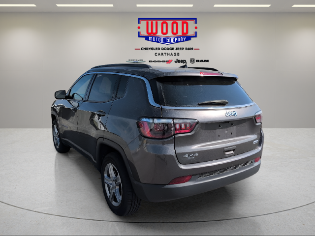 Used 2024 Jeep Compass Latitude SUV