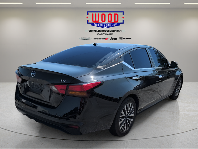 Used 2023 Nissan Altima 2.5 SV Sedan
