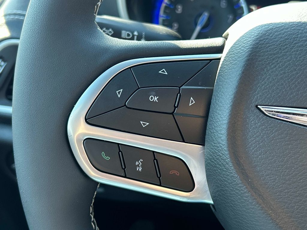 2026 Chrysler Pacifica Select - Photo 26