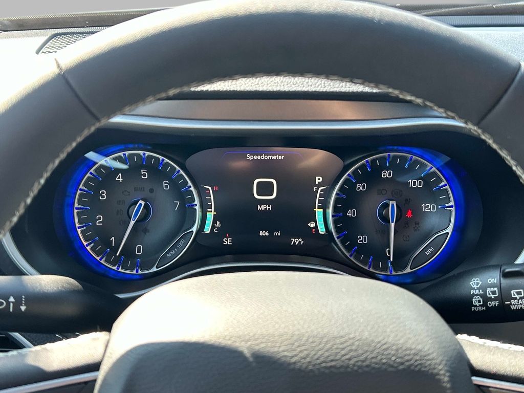 2026 Chrysler Pacifica Select - Photo 28