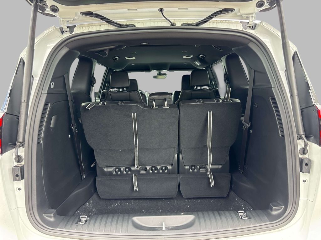New 2027 Chrysler Pacifica SELECT AWD Passenger Van