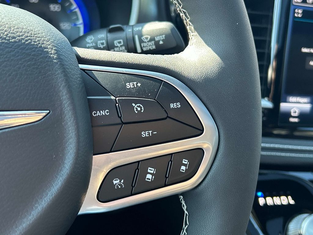 2026 Chrysler Pacifica Select - Photo 27