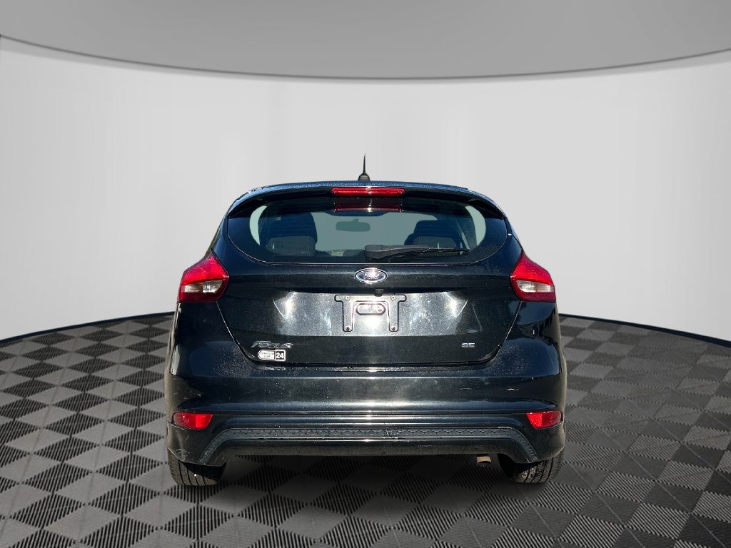 Used 2015 Ford Focus SE Hatchback