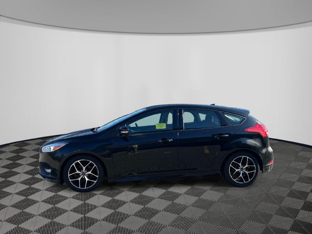 Used 2015 Ford Focus SE Hatchback