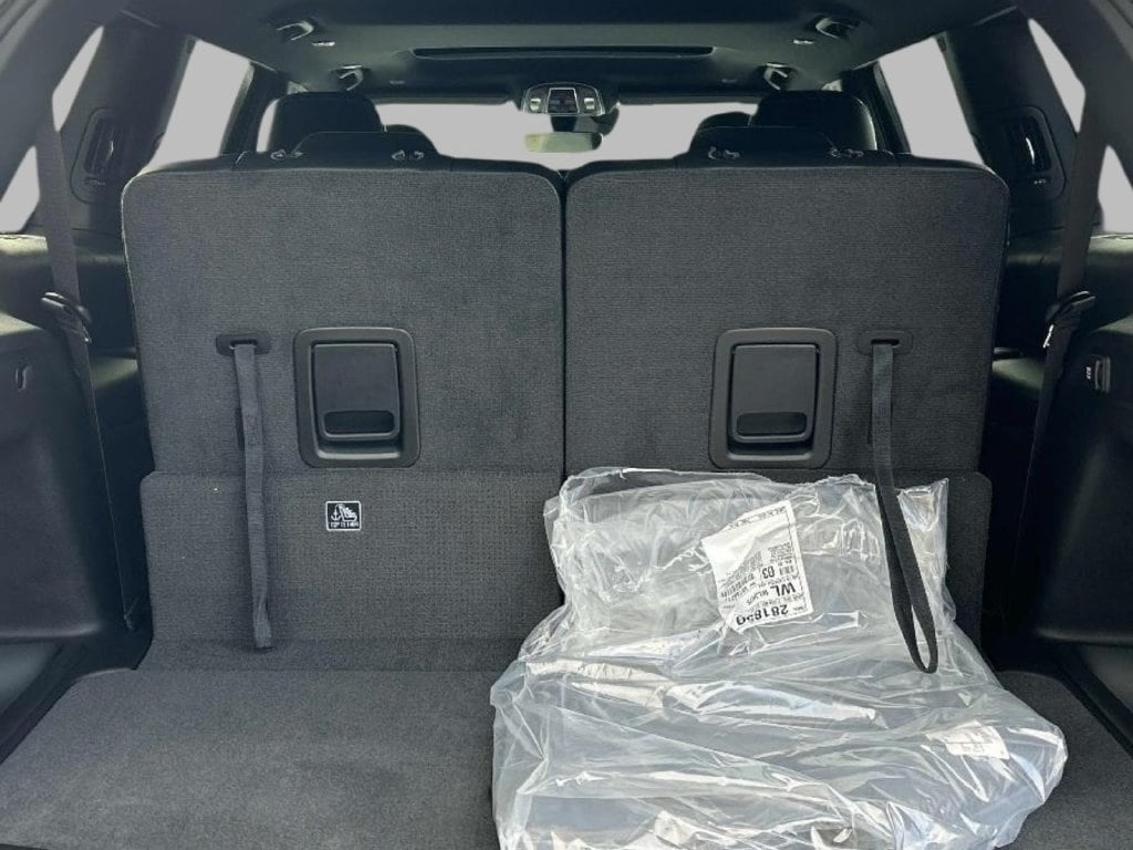New 2027 Jeep Grand Cherokee L L LAREDO ALTITUDE 4X4 Sport Utility