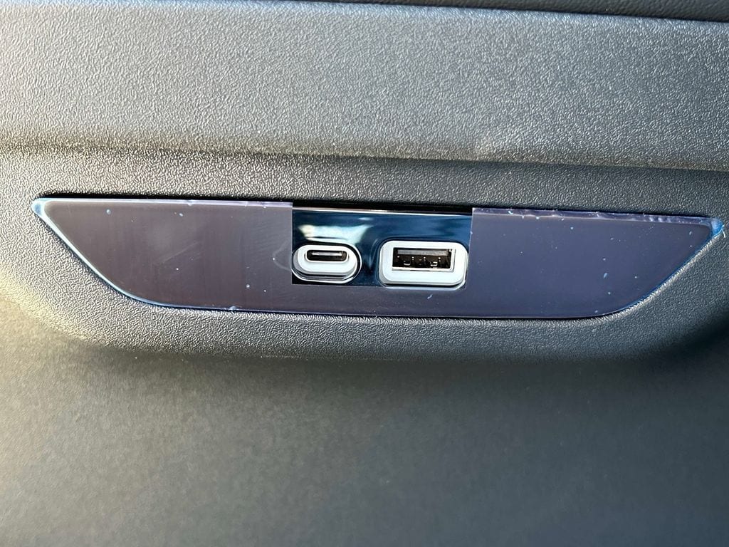 2026 Chrysler Pacifica Select - Photo 22