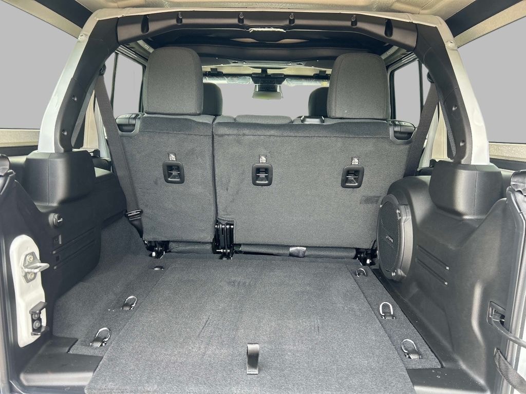 New 2026 Jeep Wrangler 4-DOOR SPORT S Sport Utility