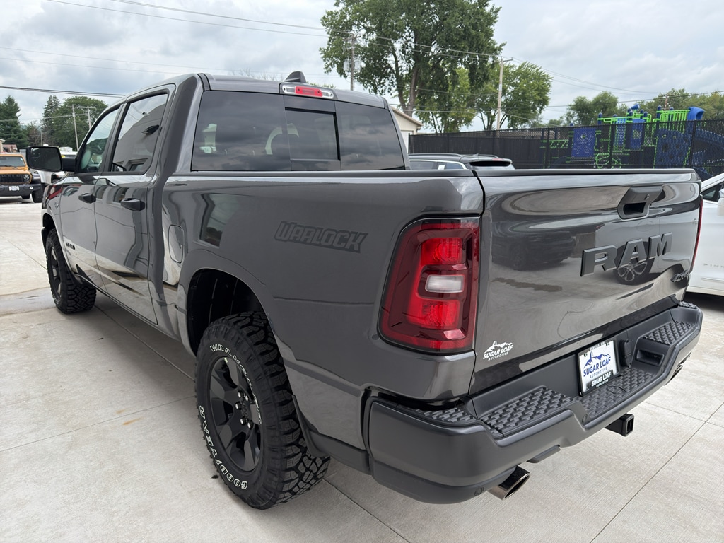New 2026 Ram 1500 WARLOCK CREW CAB 4X4 5'7 BOX Pickup