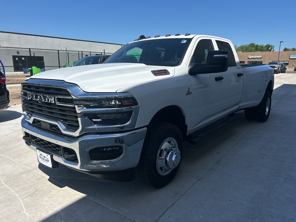 New 2026 Ram 3500 TRADESMAN CREW CAB 4X4 8' BOX Pickup