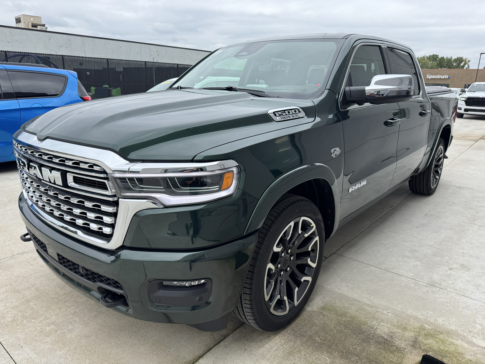 New 2027 Ram 1500 LIMITED LONGHORN CREW CAB 4X4 5'7 BOX Pickup