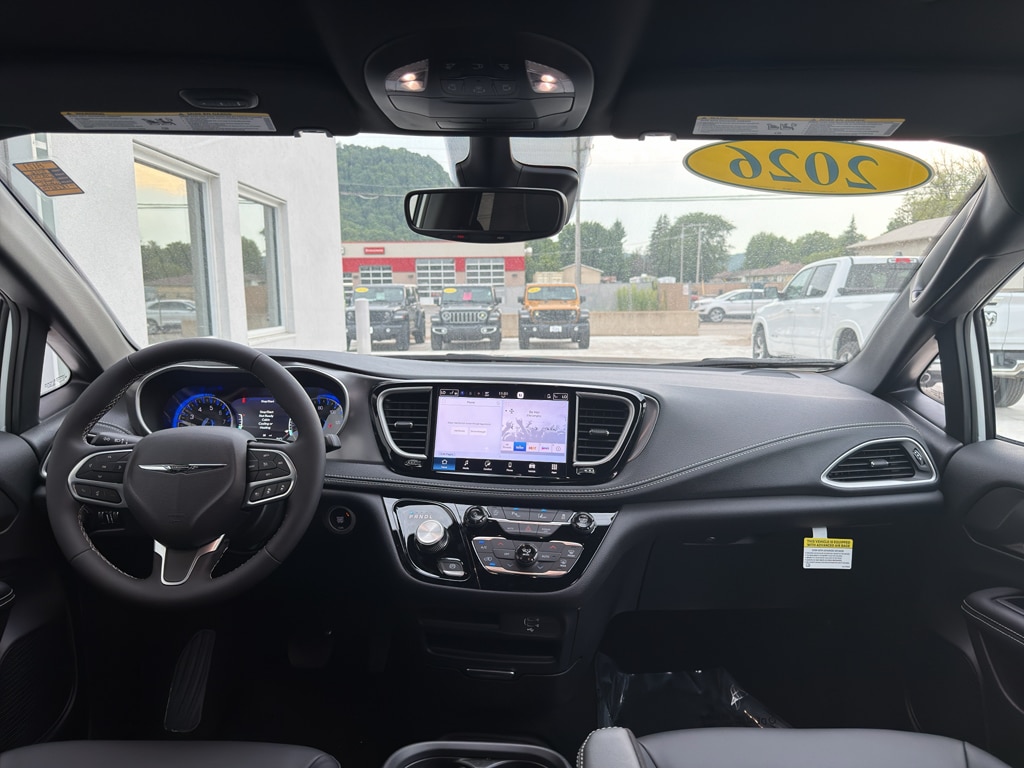 2026 Chrysler Pacifica Select - Photo 23