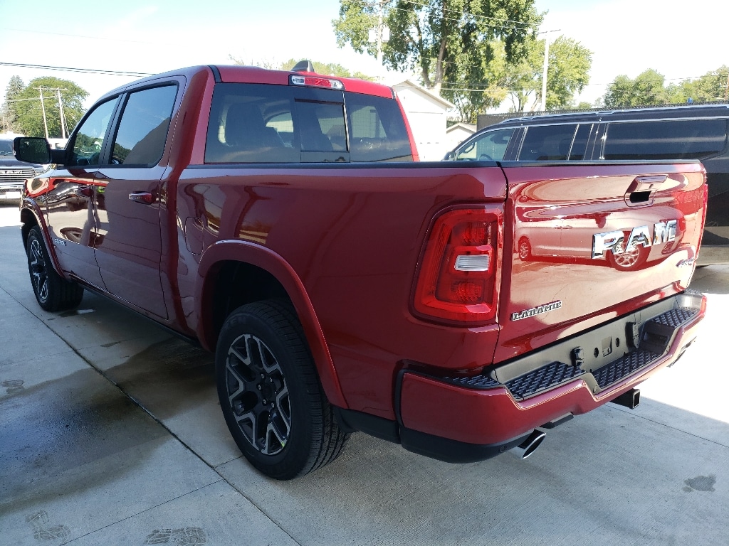 New 2027 Ram 1500 LARAMIE CREW CAB 4X4 5'7 BOX Pickup