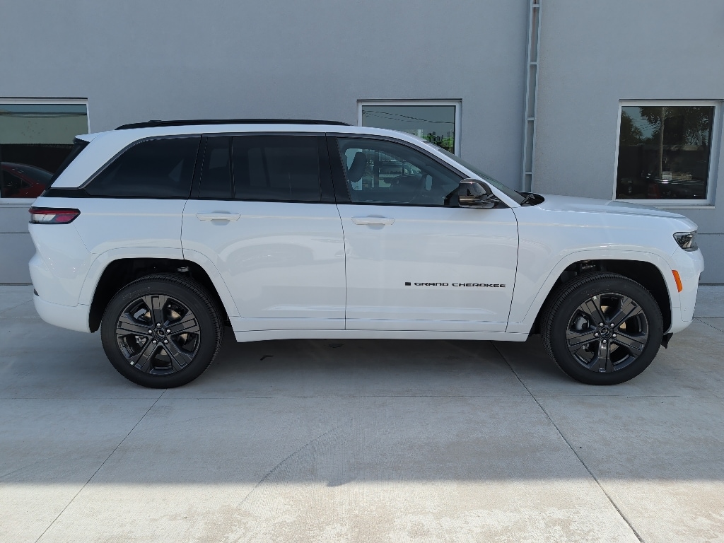 New 2027 Jeep Grand Cherokee Limited Reserve Sport Utility