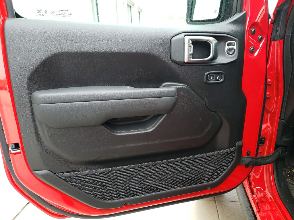 2026 Jeep Wrangler 4-Door Rubicon - Photo 9