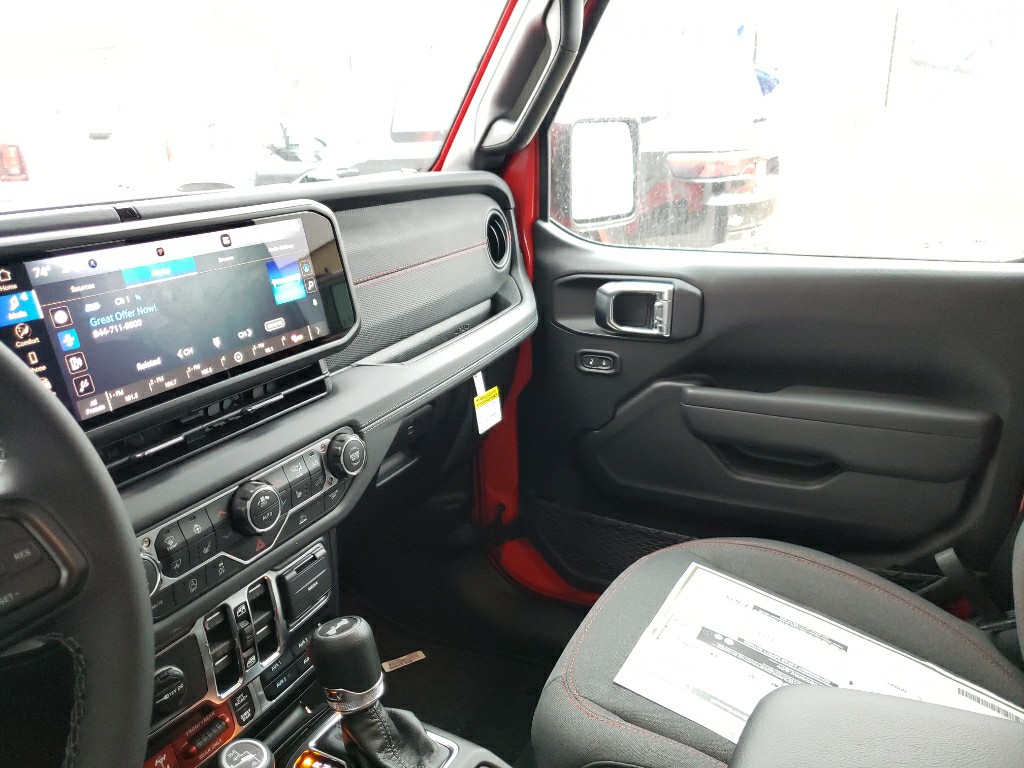 2026 Jeep Wrangler 4-Door Rubicon - Photo 27
