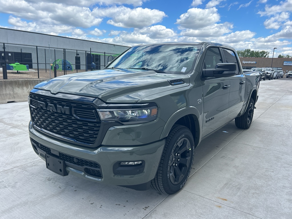 New 2026 Ram 1500 BIG HORN CREW CAB 4X4 5'7 BOX Pickup