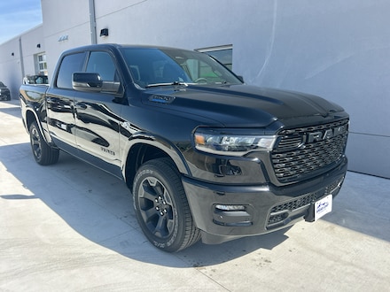 2026 Ram 1500 BIG HORN CREW CAB 4X4 5'7 BOX Pickup