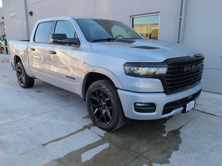 2026 Ram 1500 LARAMIE CREW CAB 4X4 5'7 BOX Pickup