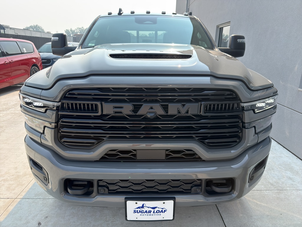 New 2026 Ram 2500 LARAMIE CREW CAB 4X4 6'4 BOX Pickup