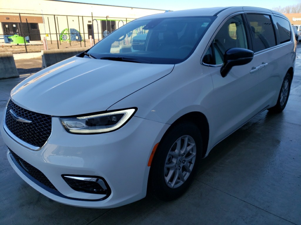Used 2024 Chrysler Pacifica Touring L Van Passenger Van