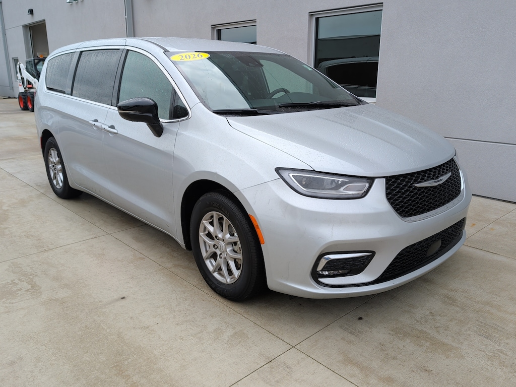 Certified 2026 Chrysler Pacifica Select Van Passenger Van