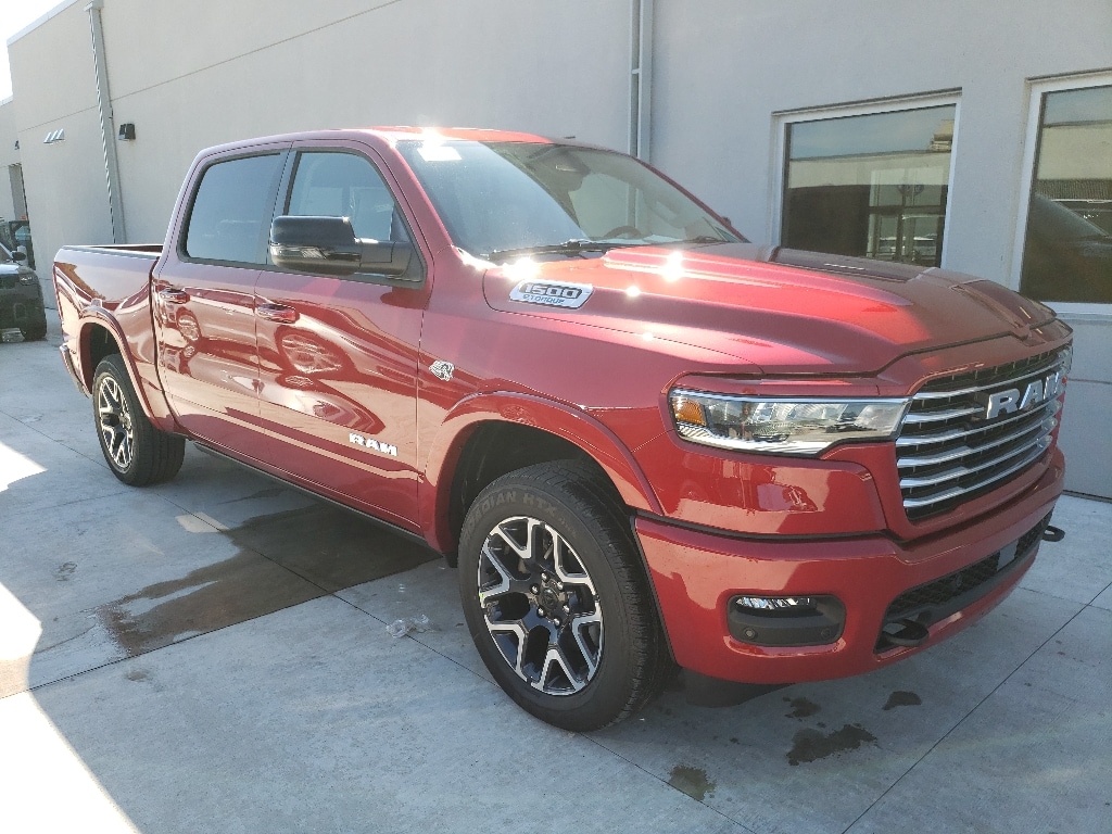 New 2027 Ram 1500 LARAMIE CREW CAB 4X4 5'7 BOX Pickup