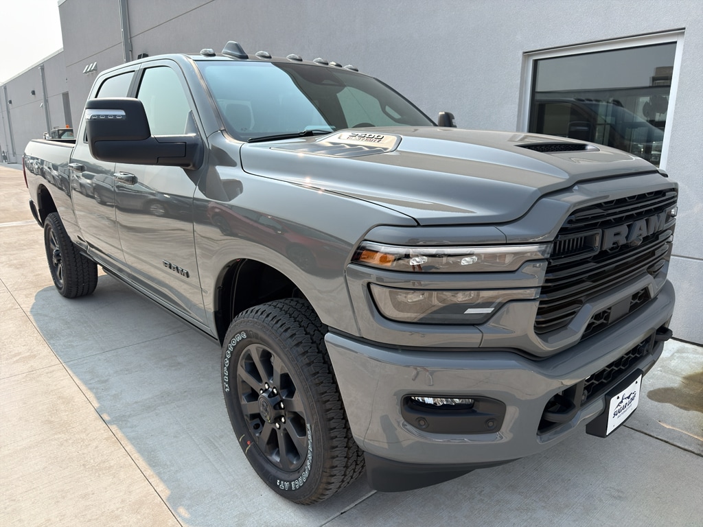 New 2026 Ram 2500 LARAMIE CREW CAB 4X4 6'4 BOX Pickup