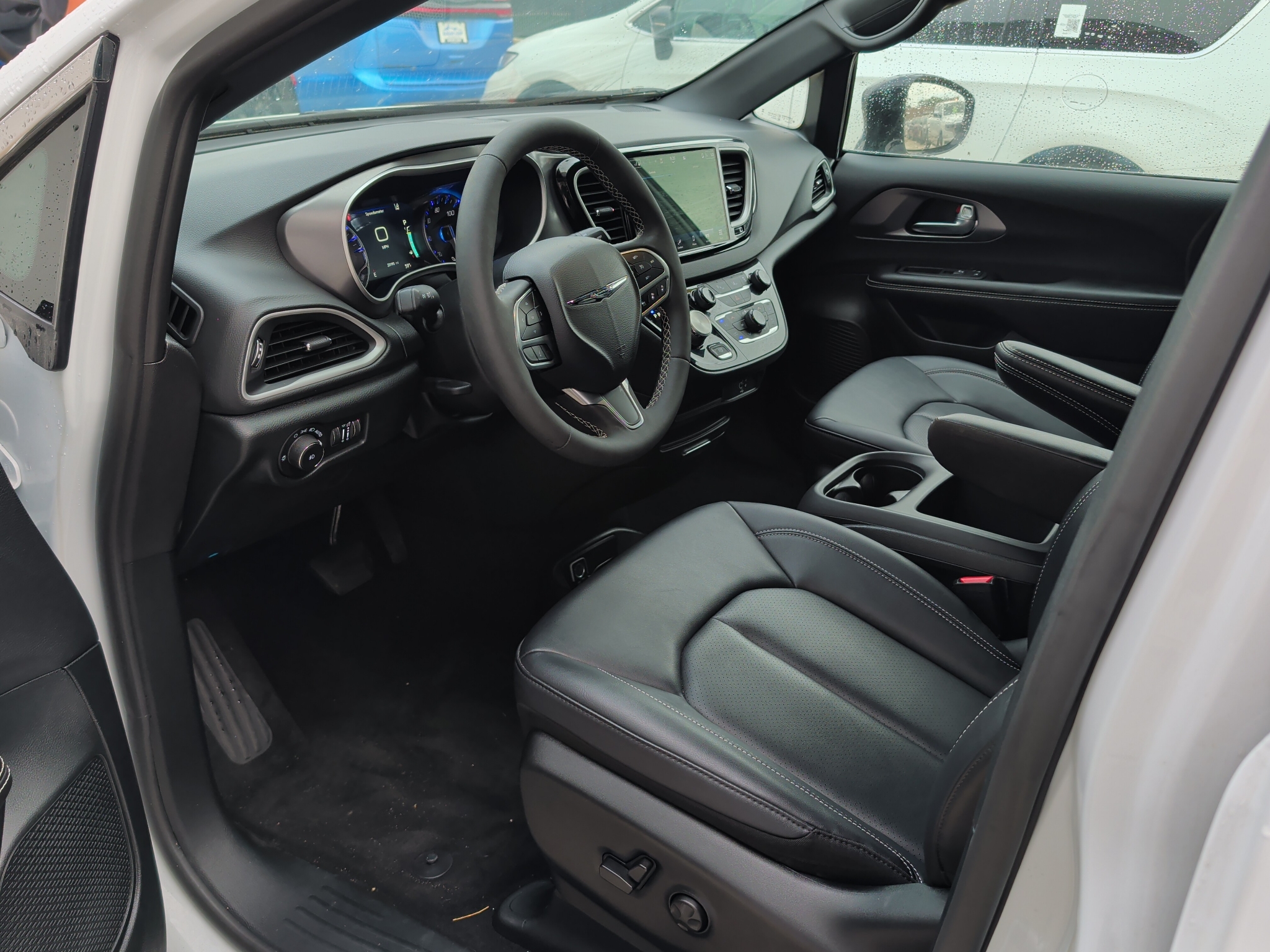 Used 2026 Chrysler Pacifica Select Van Passenger Van