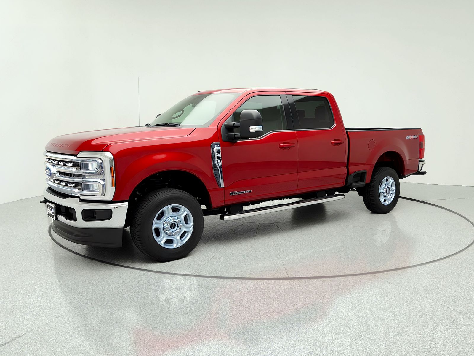 2026 Ford F-250 Super Duty XLT - Photo 2