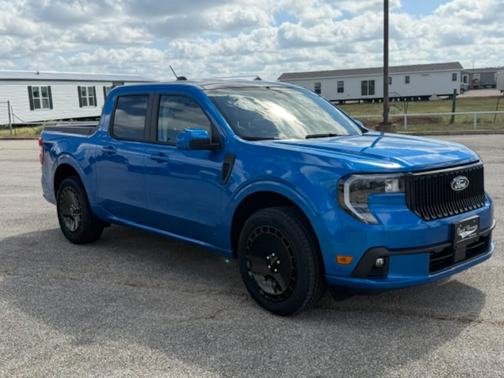 New 2026 Ford Maverick Lobo TRUCK