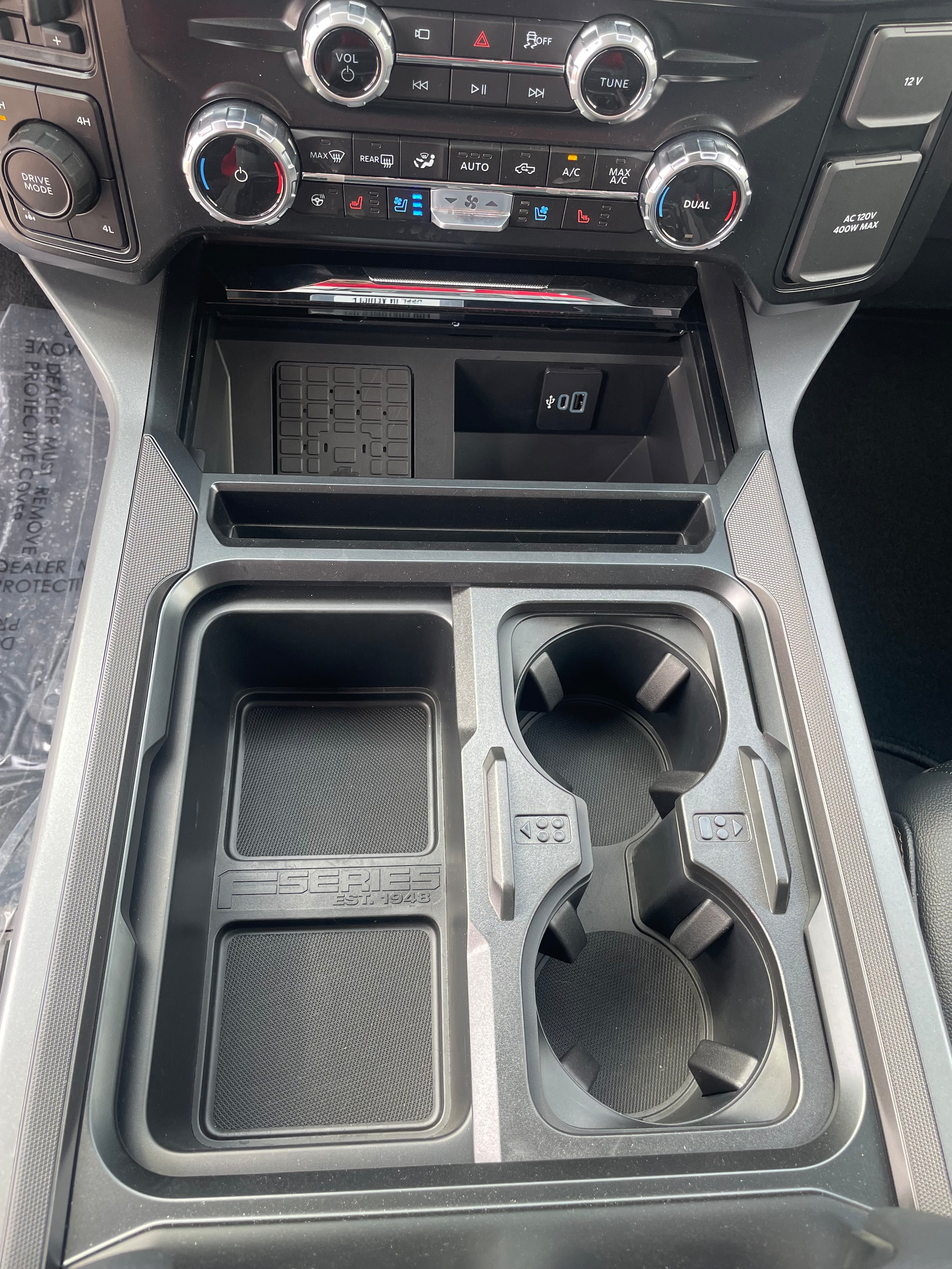 2026 Ford F-250 Super Duty Lariat - Photo 9
