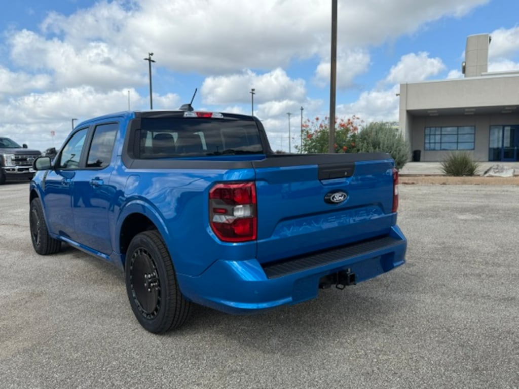 New 2026 Ford Maverick Lobo TRUCK