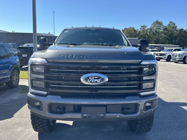 New 2027 Ford F-250SD Platinum Truck