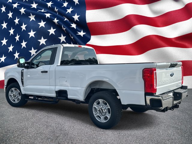 2026 Ford F-350 Super Duty XLT - Photo 13
