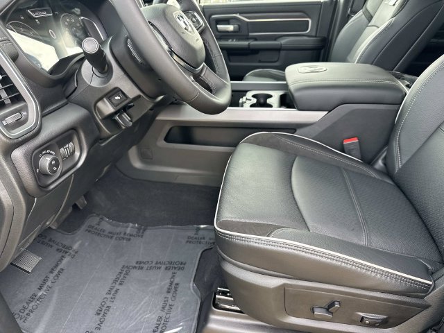 2026 RAM 2500 Laramie - Photo 24