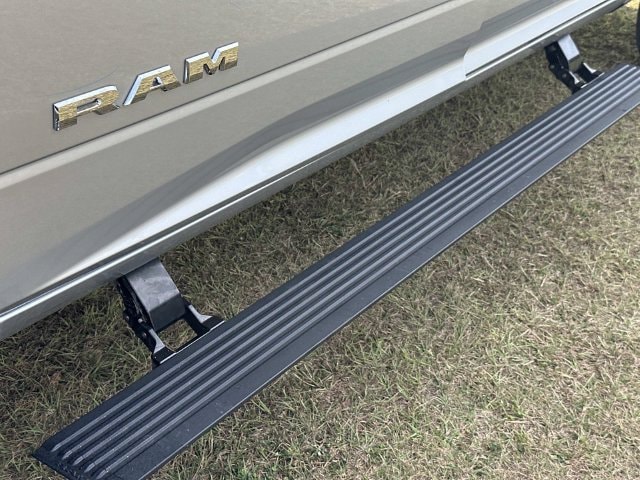2026 RAM 2500 Laramie - Photo 20