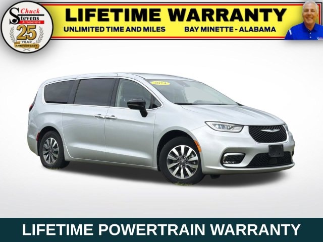 2024 Chrysler Pacifica PHEV