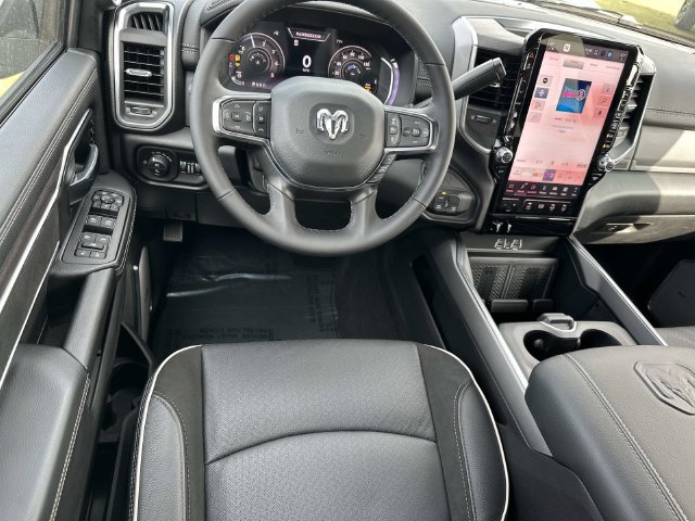 2026 RAM 2500 Laramie - Photo 26