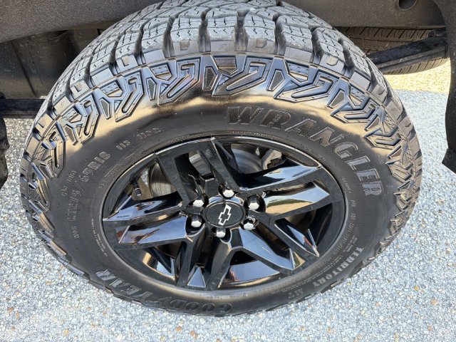 2024 Chevrolet Silverado 1500 Custom - Photo 33